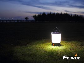 Diodová lampa Fenix CL30R