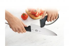 Brousek Victorinox s ergonomickou rukojetí 03.jpg