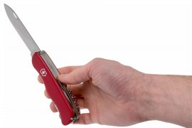 Victorinox Outrider Červený 5.jpg