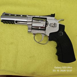 Recenze: Vzduchový revolver Umarex Legends S40 - 1