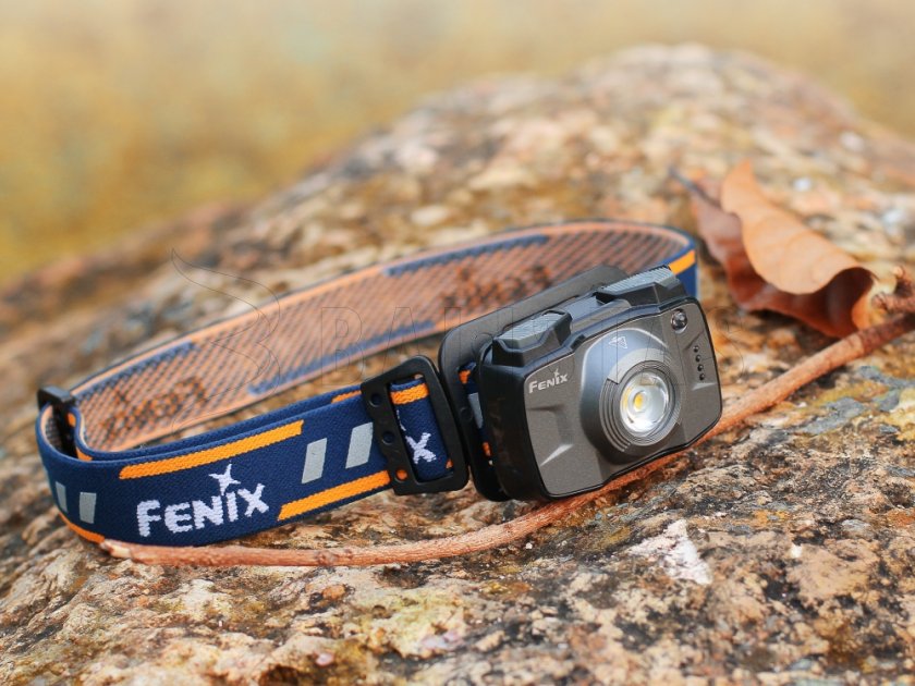 Čelová diodová svítilna Fenix HL32R šedá