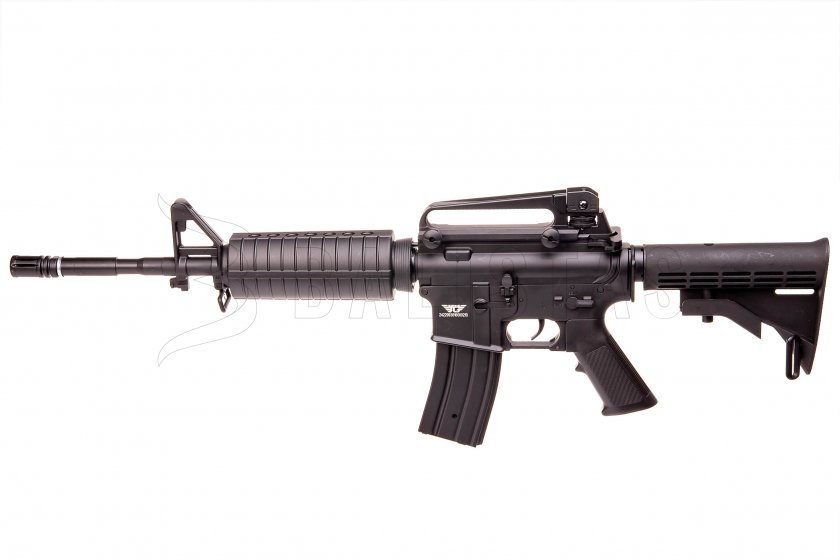 Airsoft M4 (Warrior-JG W4A1 kov)
