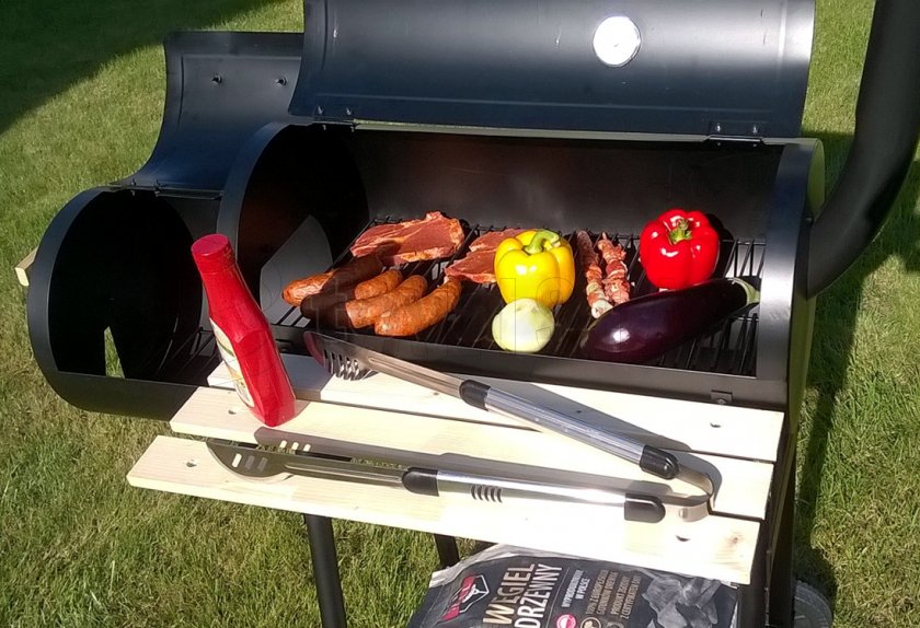 Gril Smoker na dřevěné uhlí (99513)