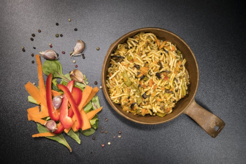 Dehydrované jídlo - zelenina s nudlemi Tactical Foodpack