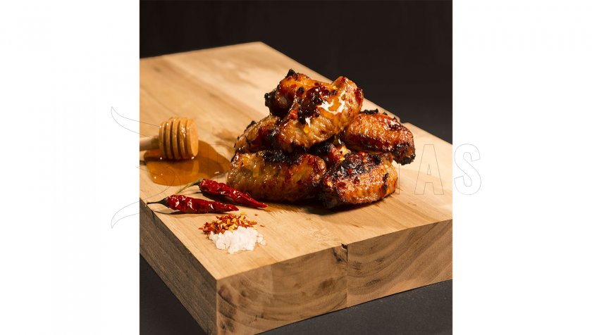 Kuřecí křídla na medu a chilli Adventure Menu