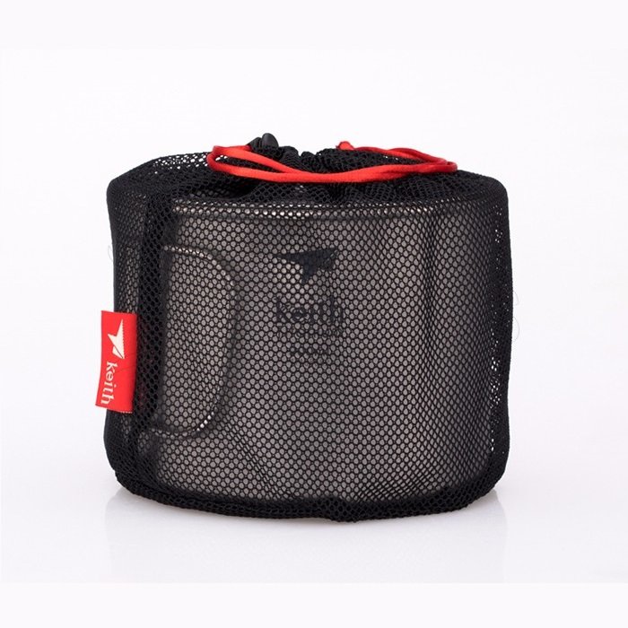 Titanový hrnek Keith s víčkem 900ml