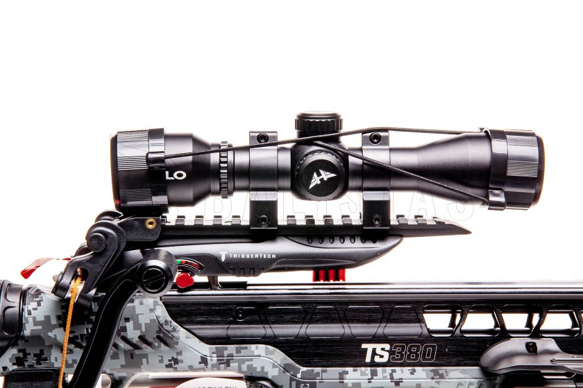 Kuše Barnett Tactical 380 W