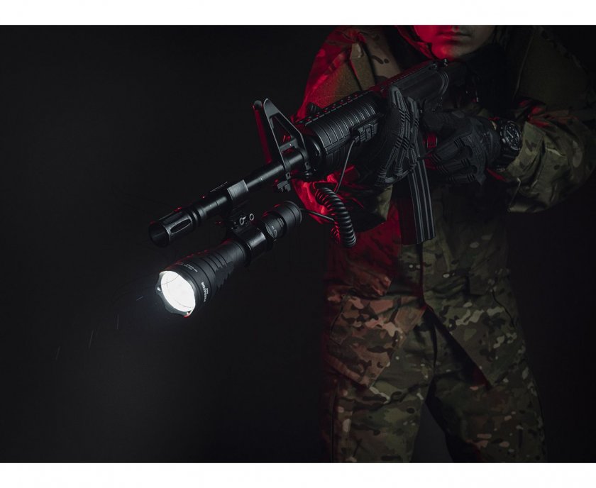 Magnetická dálková spoušť MRS-1 pro svítilny Armytek Viking Dobermann Predator 6.jpg