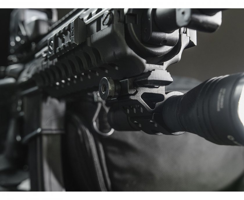 Montáž na zbraň pro svítilny Armytek AWM-06 7.jpg