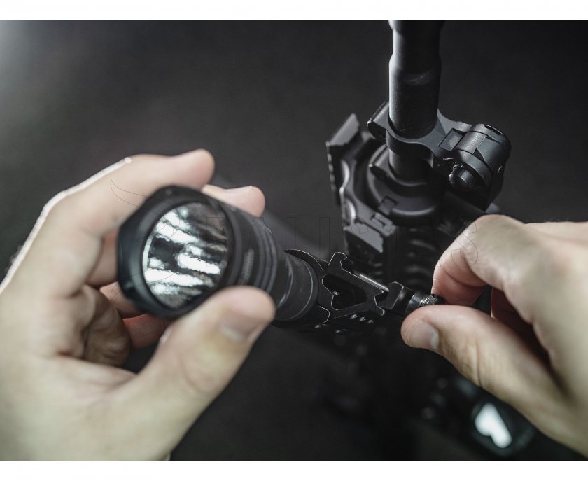 Montáž na zbraň pro svítilny Armytek AWM-06 8.jpg