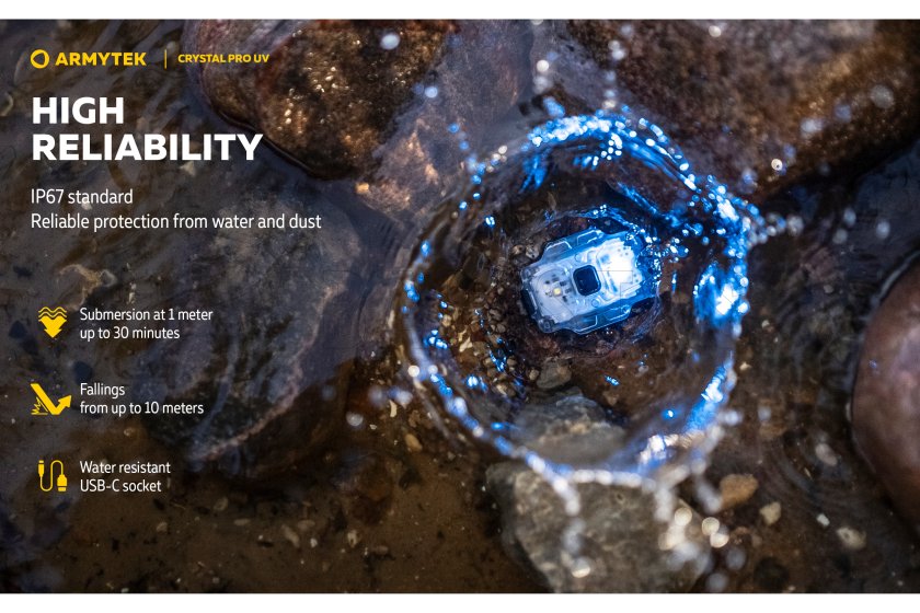 Multifunkční svítilna Armytek Crystal Pro UV - modrá 34.jpg