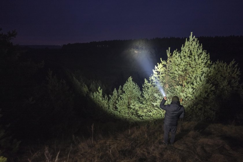 Svítilna Armytek Dobermann PRO MAX bílé světlo 10.jpg