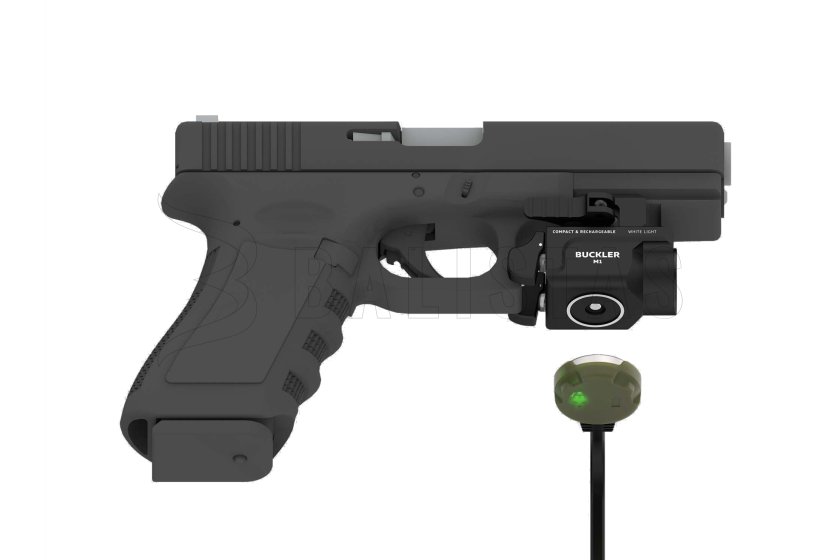 Taktická svítilna Armytek Buckler M1 studené světlo 03.jpg