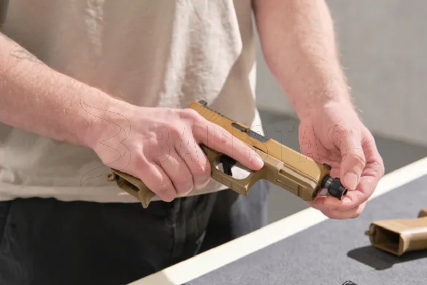 Vzduchová pistole Glock 19X MOS Blowback Coyote 21.jpg