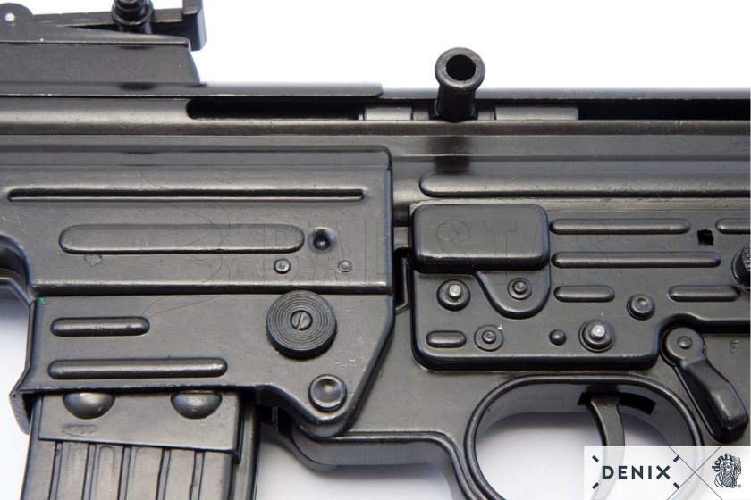 Replika Sturmgewehr 44 s popruhem, Německo 1943 12