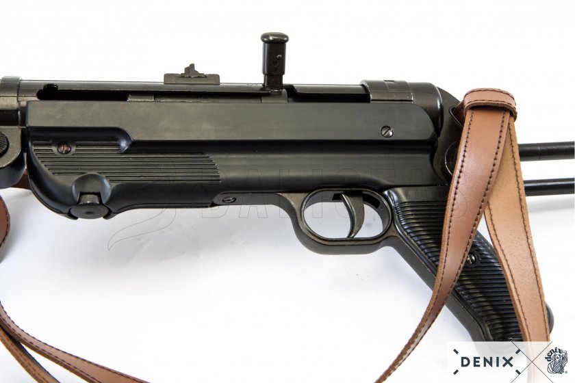 Replika MP40 s popruhem, Německo 1940 16