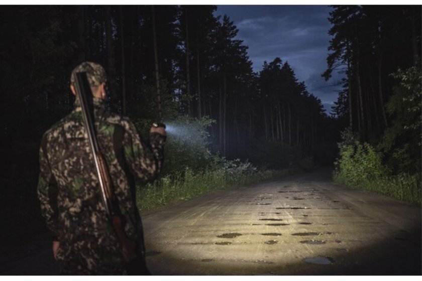 Svítilna Armytek Viking PRO set teplé světlo 8